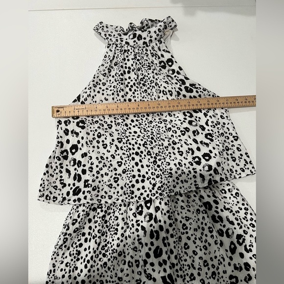 Entro 100% Rayon sleeveless leopard print romper with tie neck - Picture 4 of 10